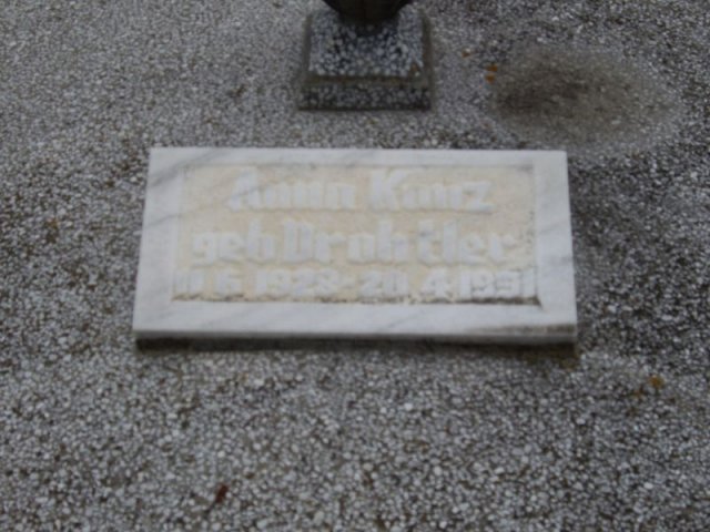 Drothler Anna 1928-1991 Grabstein